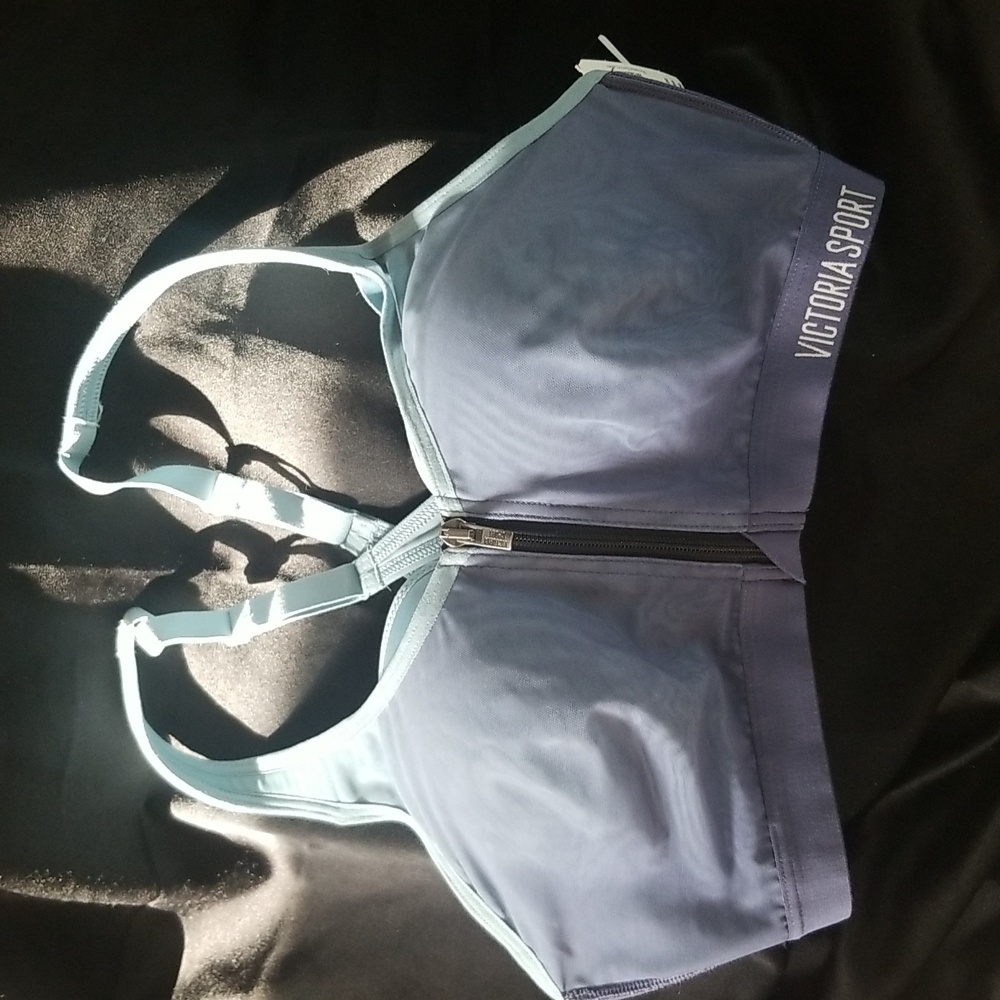 Victoria's Secret Sport sports bra sz 32D